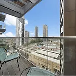 Wonderful Luxury 2Br Oasis In Enctre London